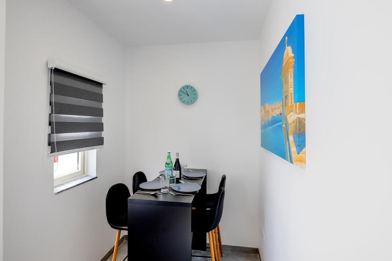 Perfect Location, Cosy 1Br Apartment Sliema Buitenkant foto