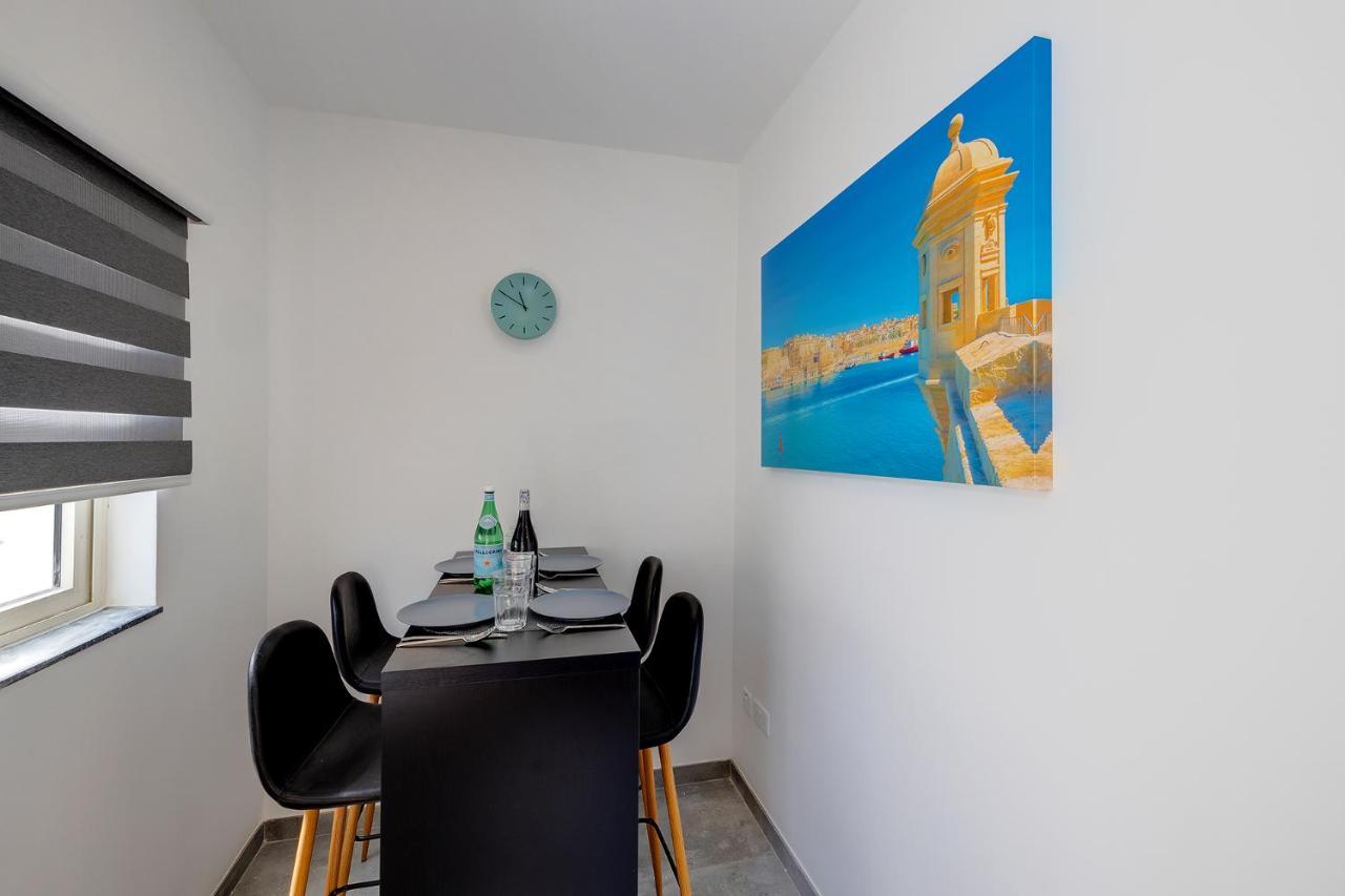 Perfect Location, Cosy 1Br Apartment Sliema Buitenkant foto